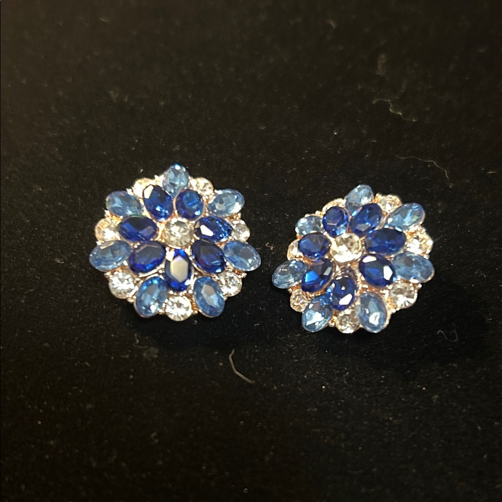 Pair of Blue Crystal Floral 18 mm rose gold snaps- Women Jewelry